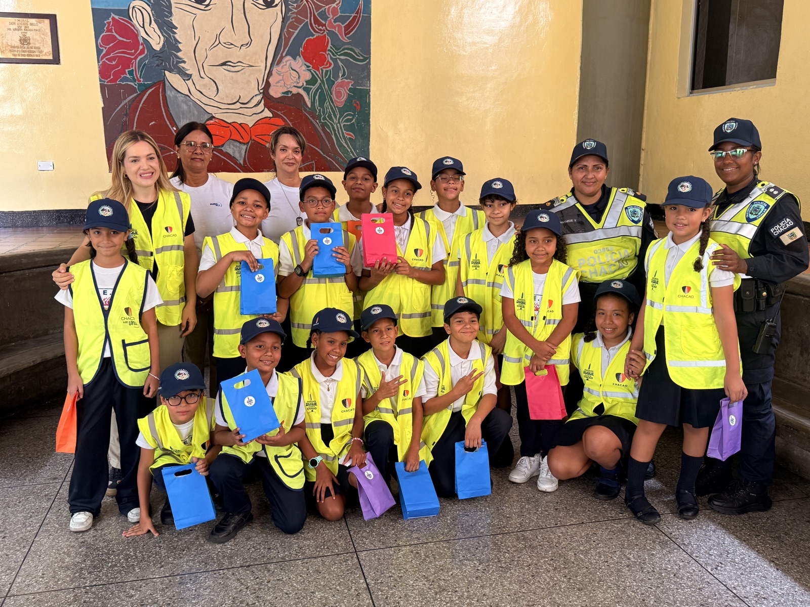 Más de 300 estudiantes de Chacao participan en el programa “El Policía va a la Escuela”