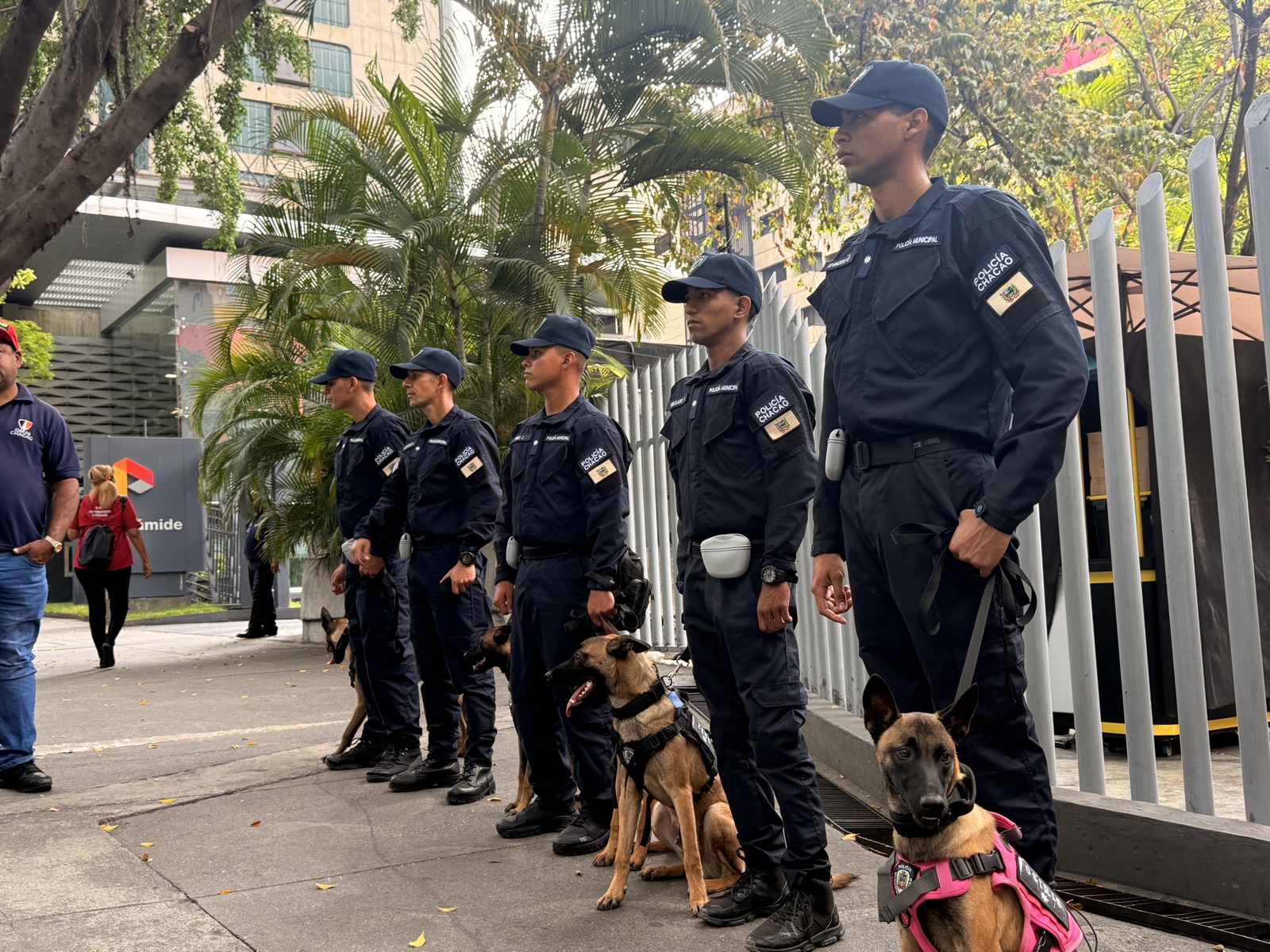 PoliChacao estrena nuevos uniformes este 2026